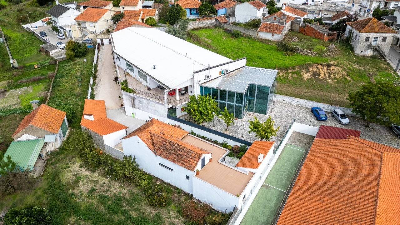 Moradia T2 para Venda em Coz, Alpedriz e Montes Foto 76