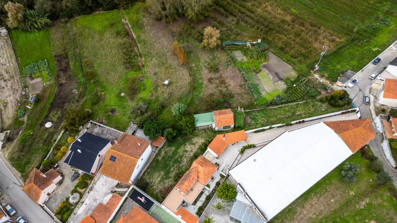 Moradia T2 para Venda em Coz, Alpedriz e Montes Foto 79