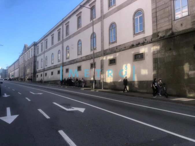 Prédio para Venda em Lordelo do Ouro e Massarelos Foto 5