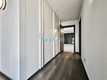 Apartamento T4 para Venda em Lordelo do Ouro e Massarelos