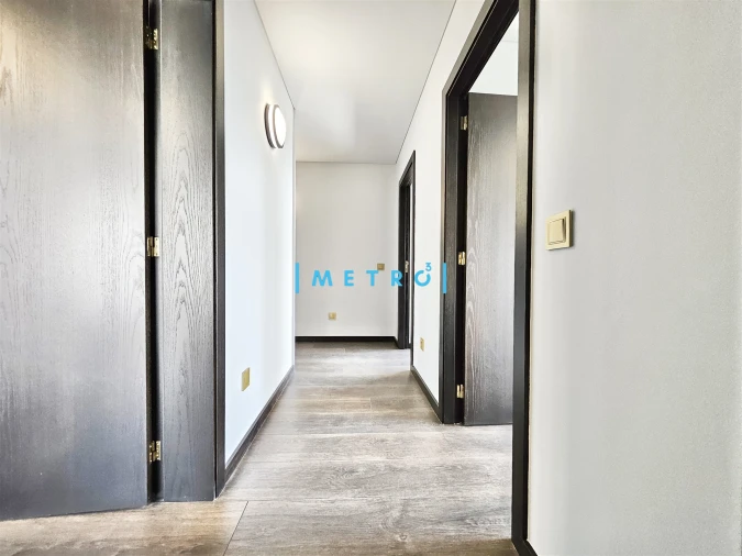 Apartamento T4 para Venda em Lordelo do Ouro e Massarelos Foto 12