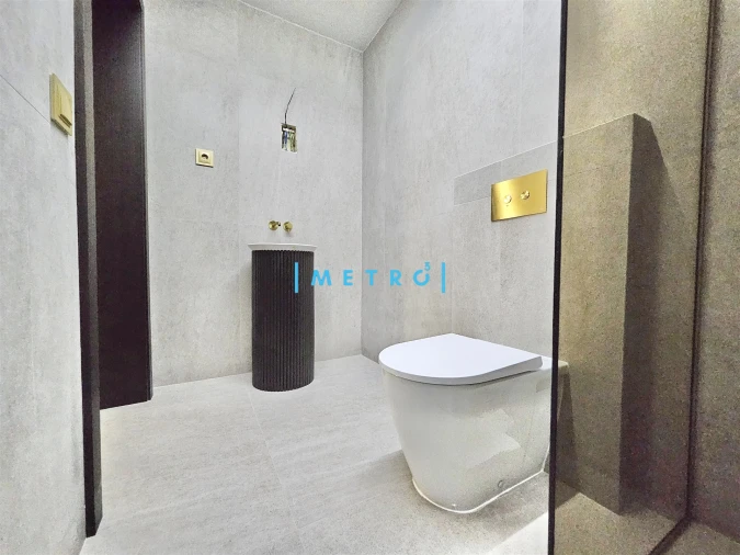 Apartamento T4 para Venda em Lordelo do Ouro e Massarelos Foto 14