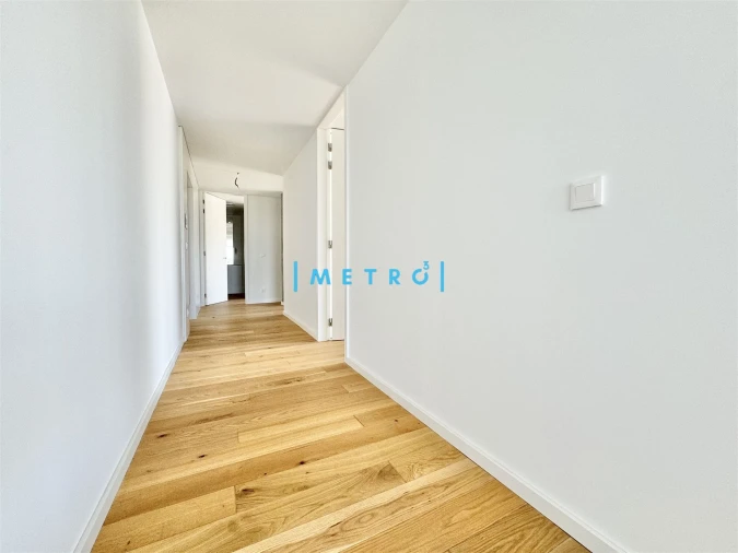 Apartamento T3 para Venda em Santa Marinha e São Pedro da Afurada Foto 9
