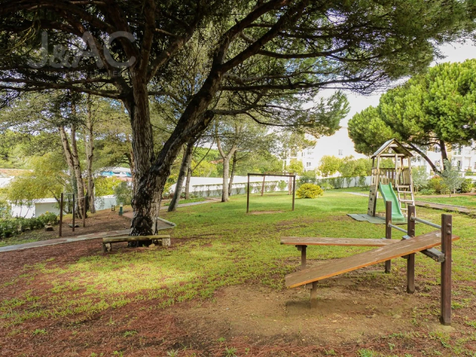 Apartamento T1 para Venda em Alcabideche Foto 17