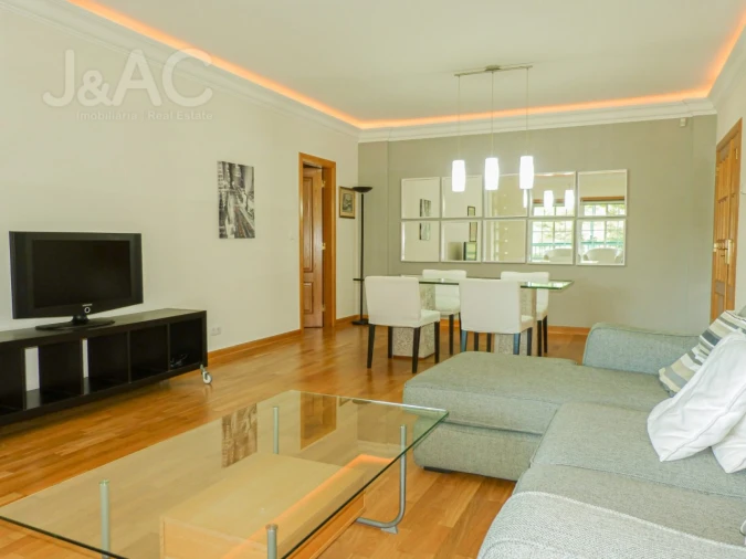 Apartamento T1 para Venda em Alcabideche Foto 6