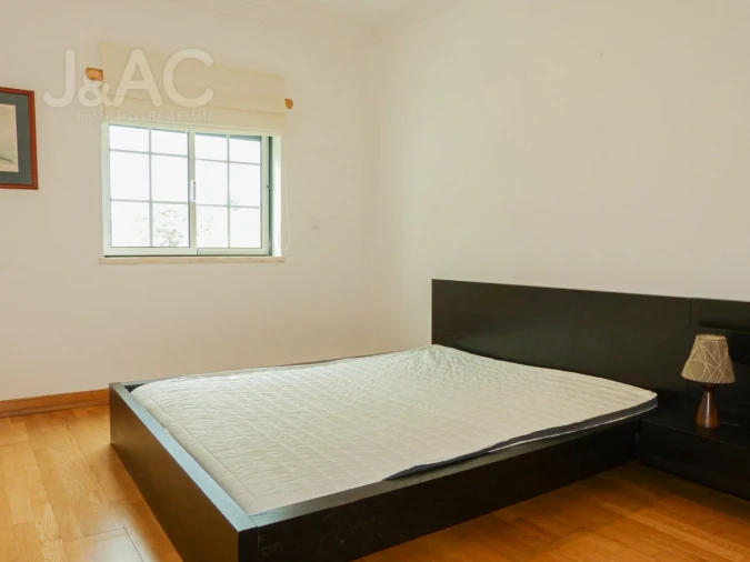 Apartamento T1 para Venda em Alcabideche Foto 11