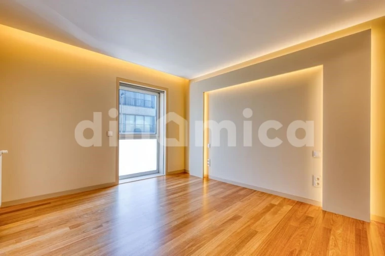 Apartamento T4 para Venda em Vila do Conde Foto 9