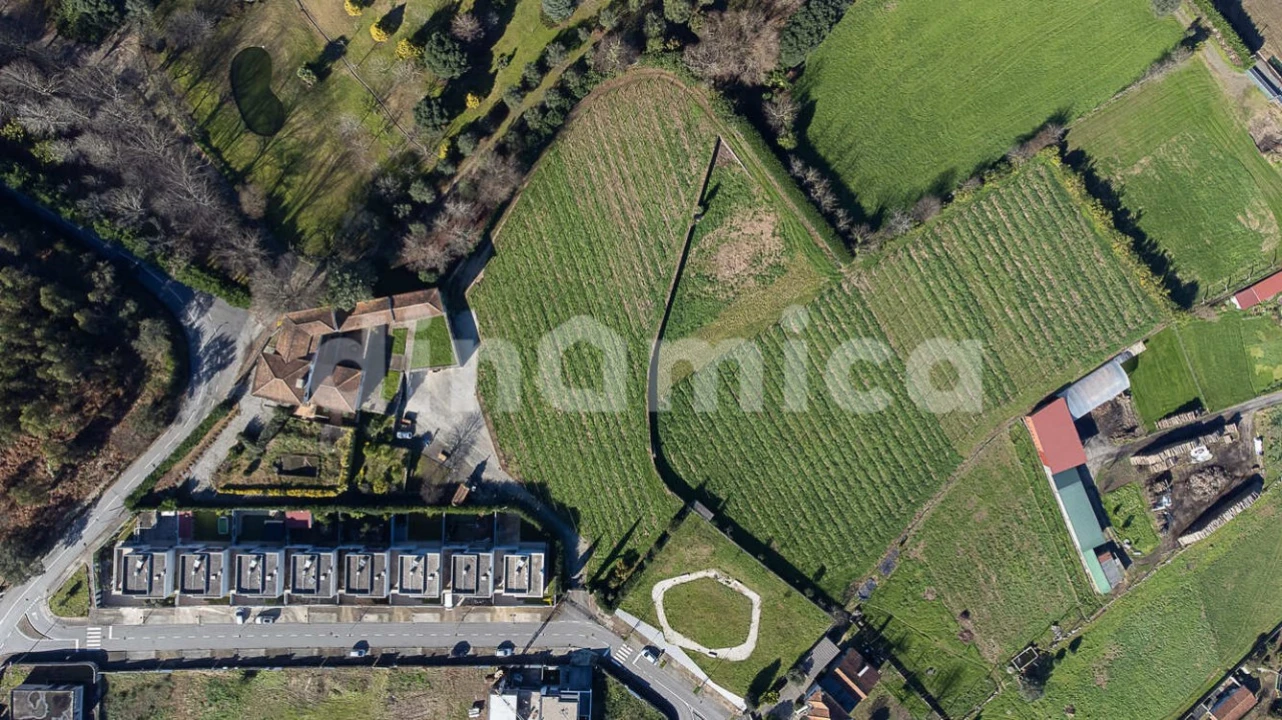 Quinta T4 para Venda em Cruz Foto 3