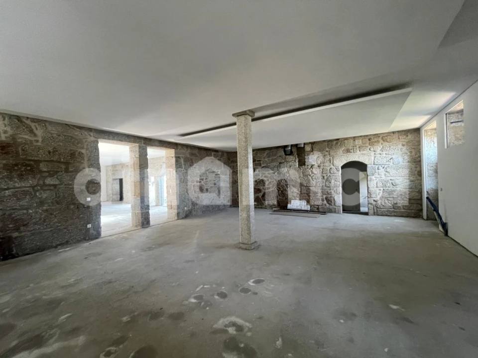 Quinta T4 para Venda em Cruz Foto 13