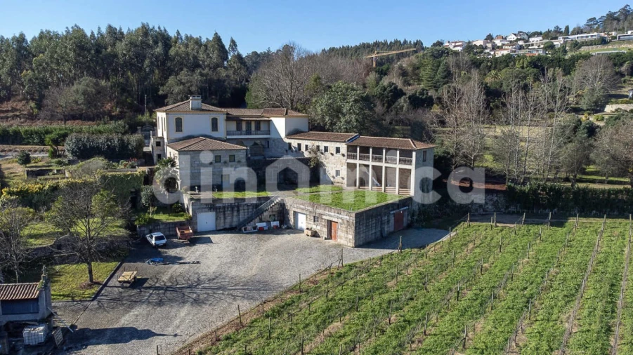 Quinta T4 para Venda em Cruz Foto 2