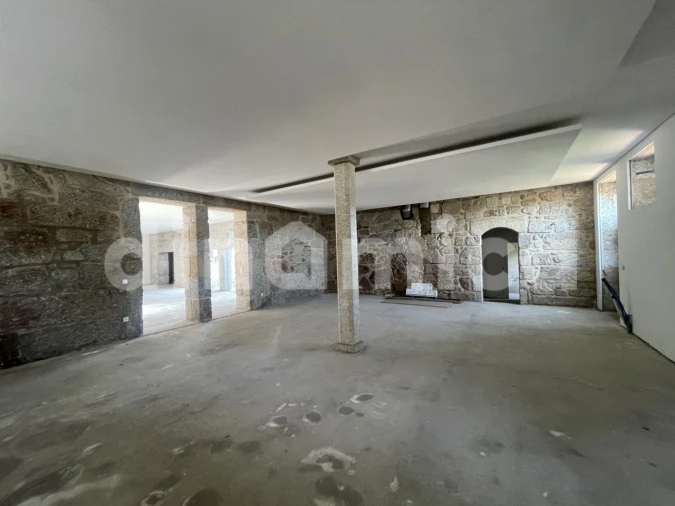 Quinta T4 para Venda em Cruz Foto 13