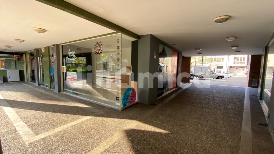 Loja para Venda em Vila Nova de Famalicão e Calendário Foto 5