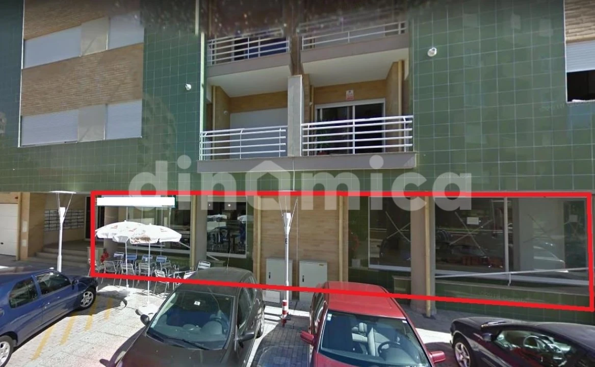 Loja para Venda em Vila Nova de Famalicão e Calendário Foto 1