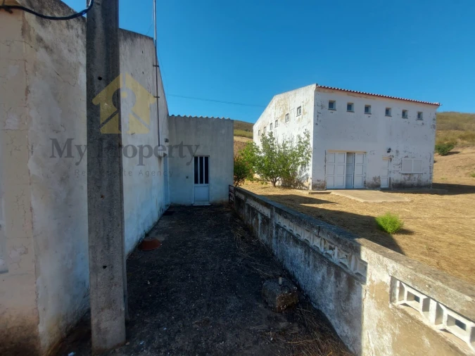 Quinta T2 para Venda em Monchique Foto 6