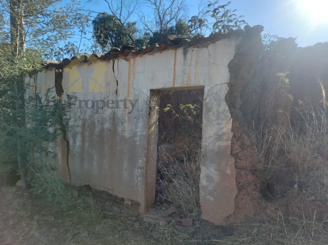 Quinta T2 para Venda em Monchique Foto 15