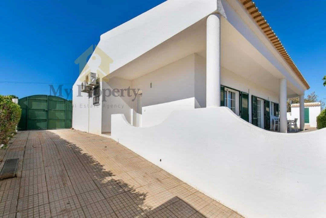 Moradia T6 para Venda em Albufeira e Olhos de Água Foto 39