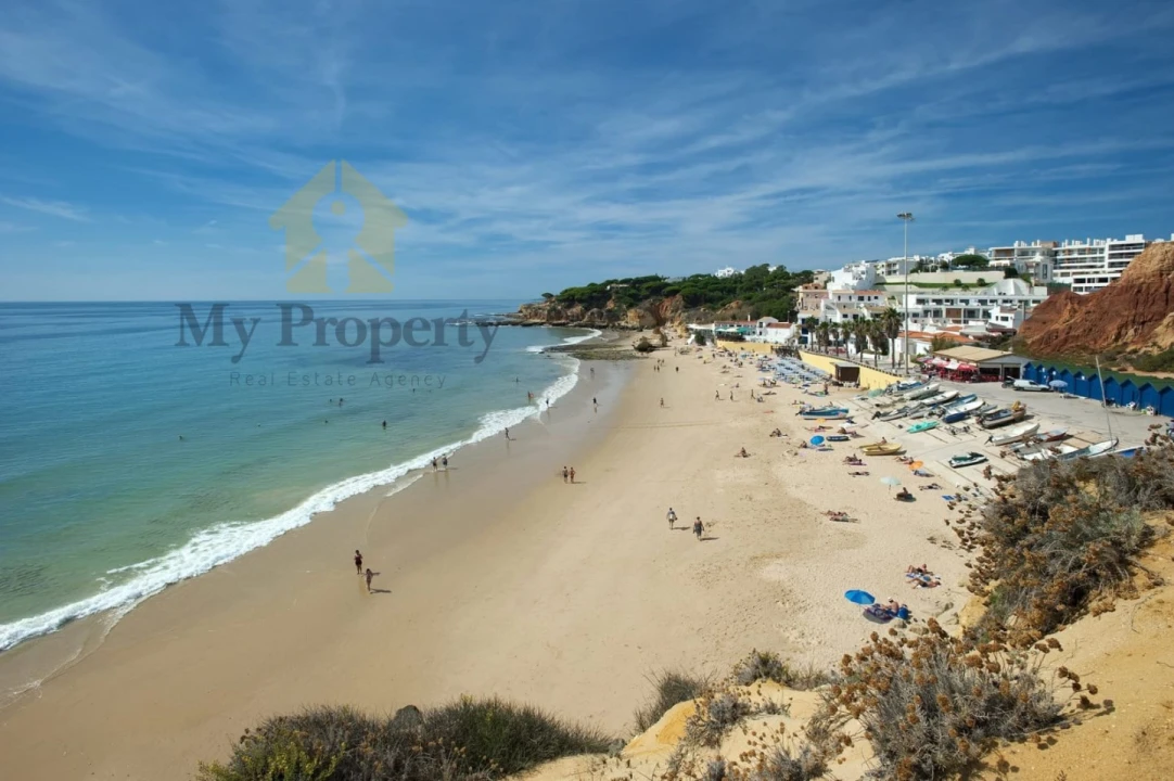Moradia T6 para Venda em Albufeira e Olhos de Água Foto 50
