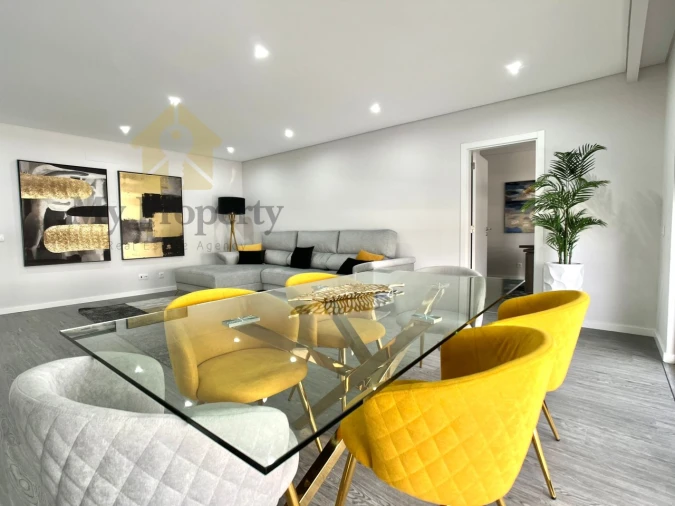 Apartamento T3 para Venda em Quelfes Foto 26