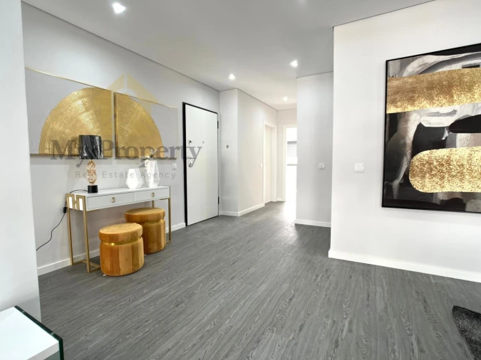 Apartamento T3 para Venda em Quelfes
