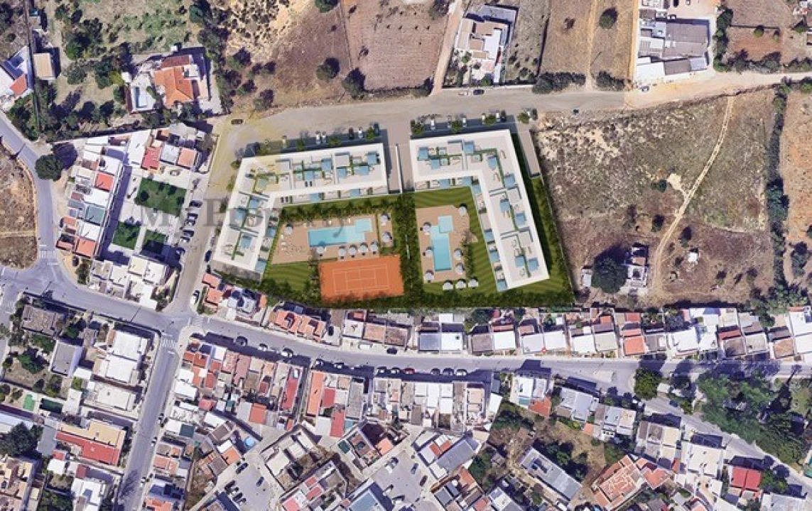 Terreno para Venda em Quelfes Foto 4