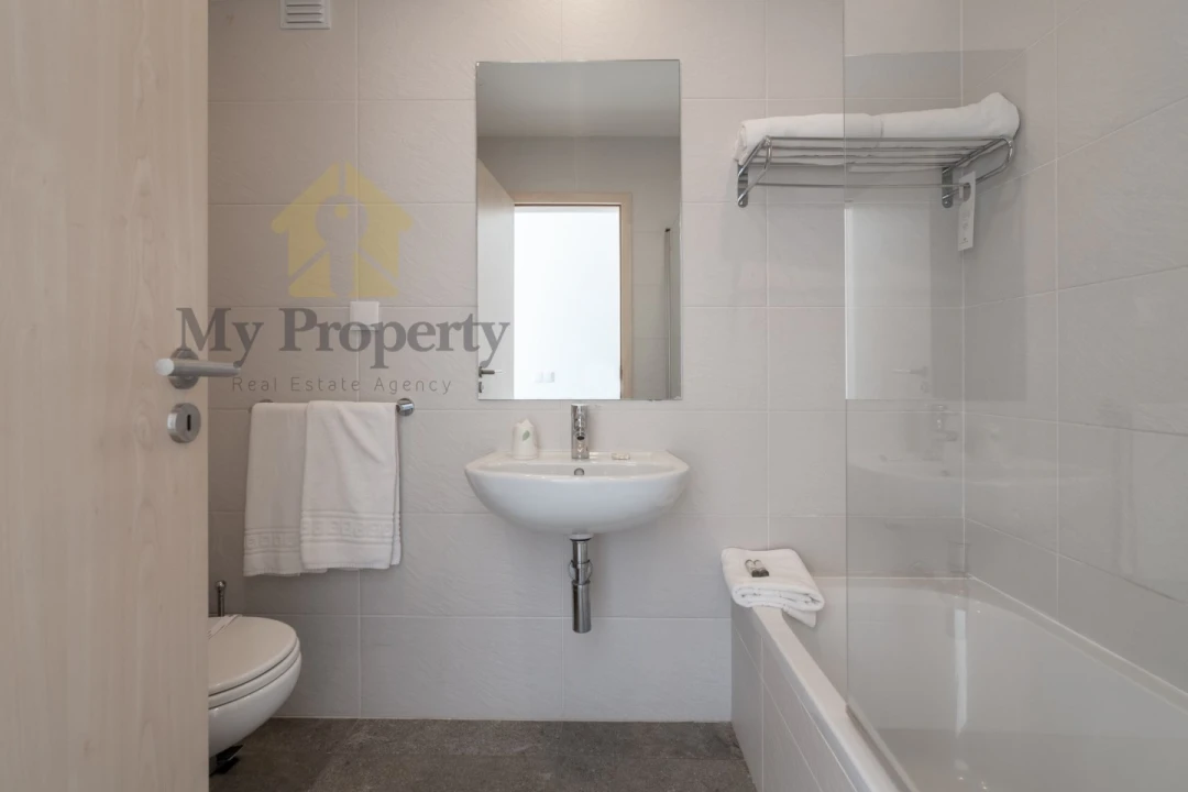 Apartamento T3 para Venda em Mexilhoeira Grande Foto 24