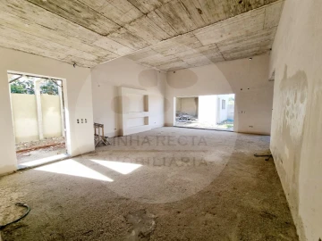 Moradia T5 para Venda em Azeitão (São Lourenço e São Simão)