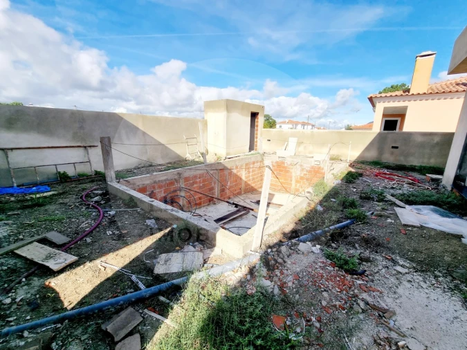Moradia T5 para Venda em Azeitão (São Lourenço e São Simão) Foto 30