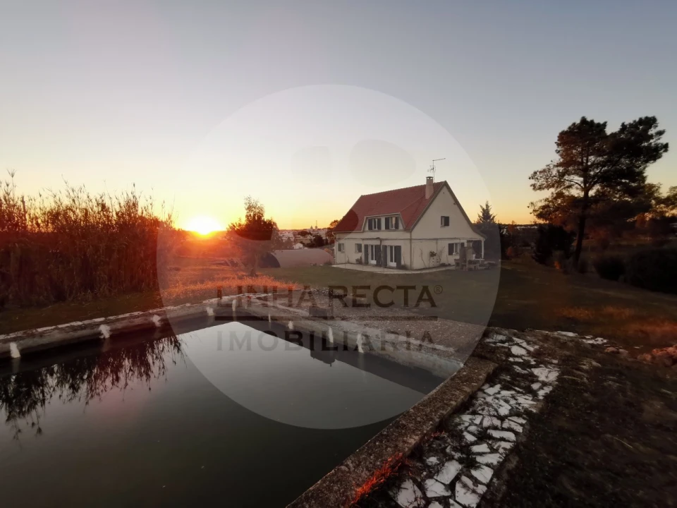 Quinta T4 para Venda em Almodôvar e Graça dos Padrões Foto 1