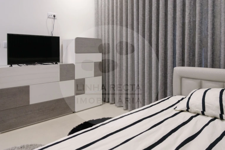 Moradia T4 para Venda em Charneca de Caparica e Sobreda Foto 21
