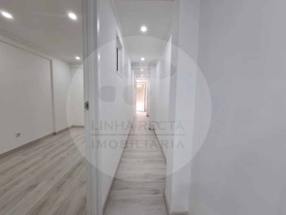 Loja para Venda em Corroios Foto 10