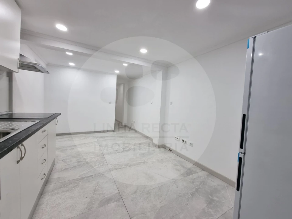 Loja para Venda em Corroios Foto 12