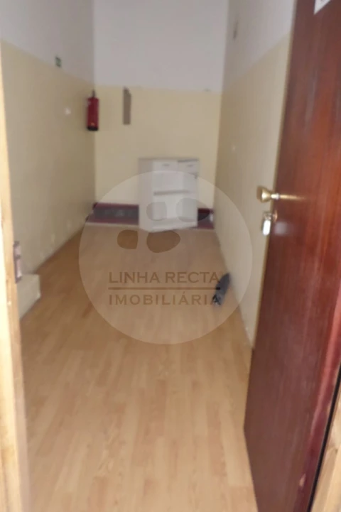 Loja para Venda em União das Freguesias de Setúbal
