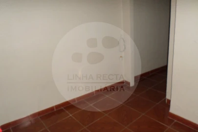 Loja para Venda em União das Freguesias de Setúbal
