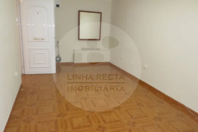 Loja para Venda em União das Freguesias de Setúbal