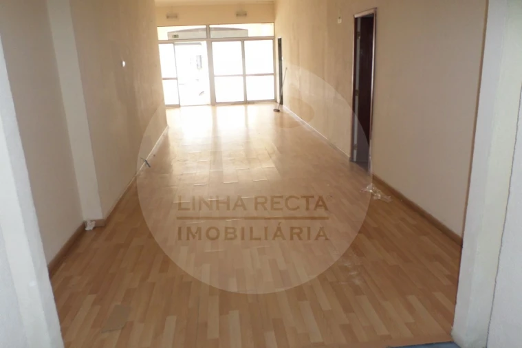 Loja para Venda em União das Freguesias de Setúbal Foto 2