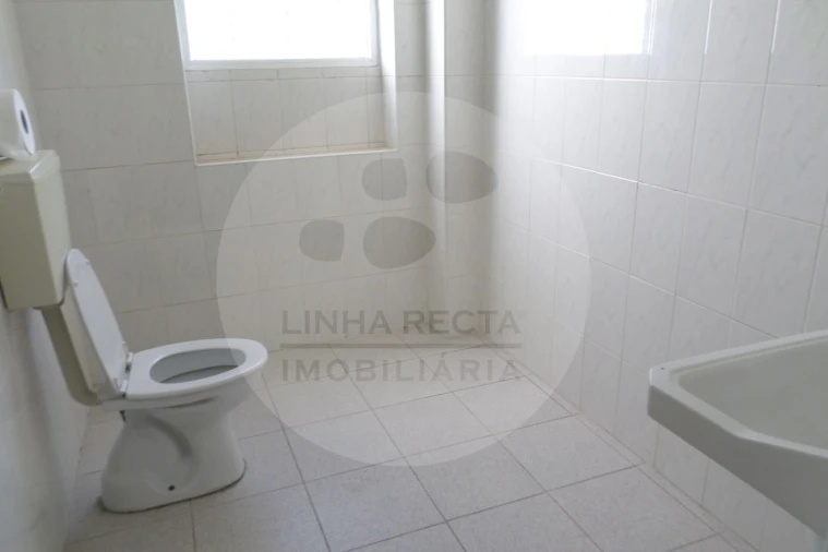 Loja para Venda em União das Freguesias de Setúbal Foto 26