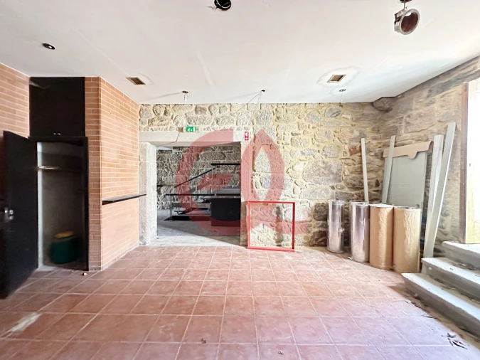 Negócio para Arrendamento em Santa Maria Maior e Monserrate e Meadela Foto 13