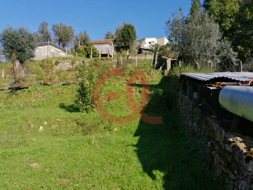 Moradia T2 para Venda em Vale Foto 8