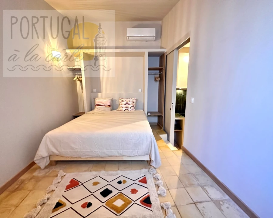 Moradia T1 para Venda em Alte Foto 16