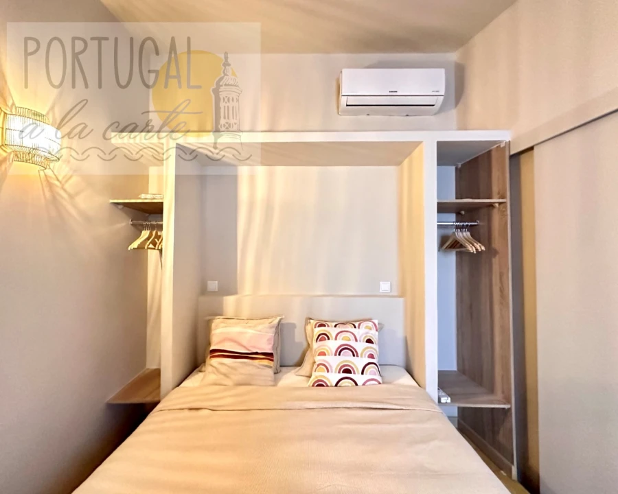 Moradia T1 para Venda em Alte Foto 18