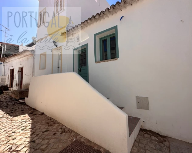 Moradia T1 para Venda em Alte Foto 27