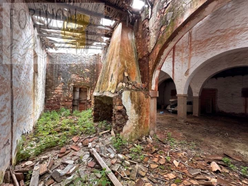 Moradia T4 para Venda em Santa Catarina da Fonte do Bispo