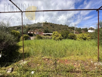 Moradia T4 para Venda em Santa Catarina da Fonte do Bispo