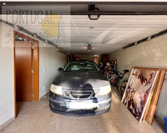 Moradia T4 para Venda em Faro (Sé e São Pedro)
