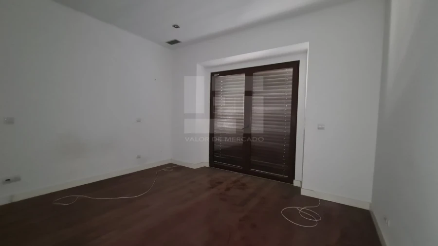 Apartamento T4 para Venda em Avenidas Novas Foto 13