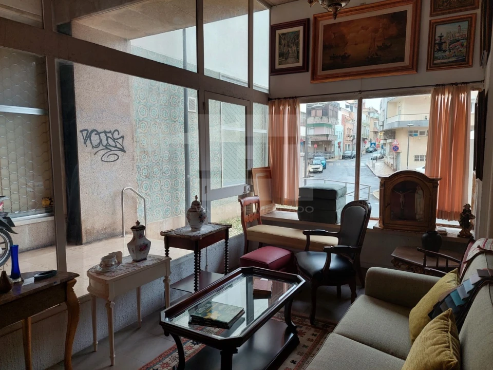 Loja para Venda em Algés, Linda-A-Velha e Cruz Quebrada-Dafundo Foto 9