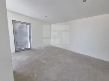Apartamento T3 para Venda em Marvila, Ribeira Santarém, São Salvador, São Nicolau