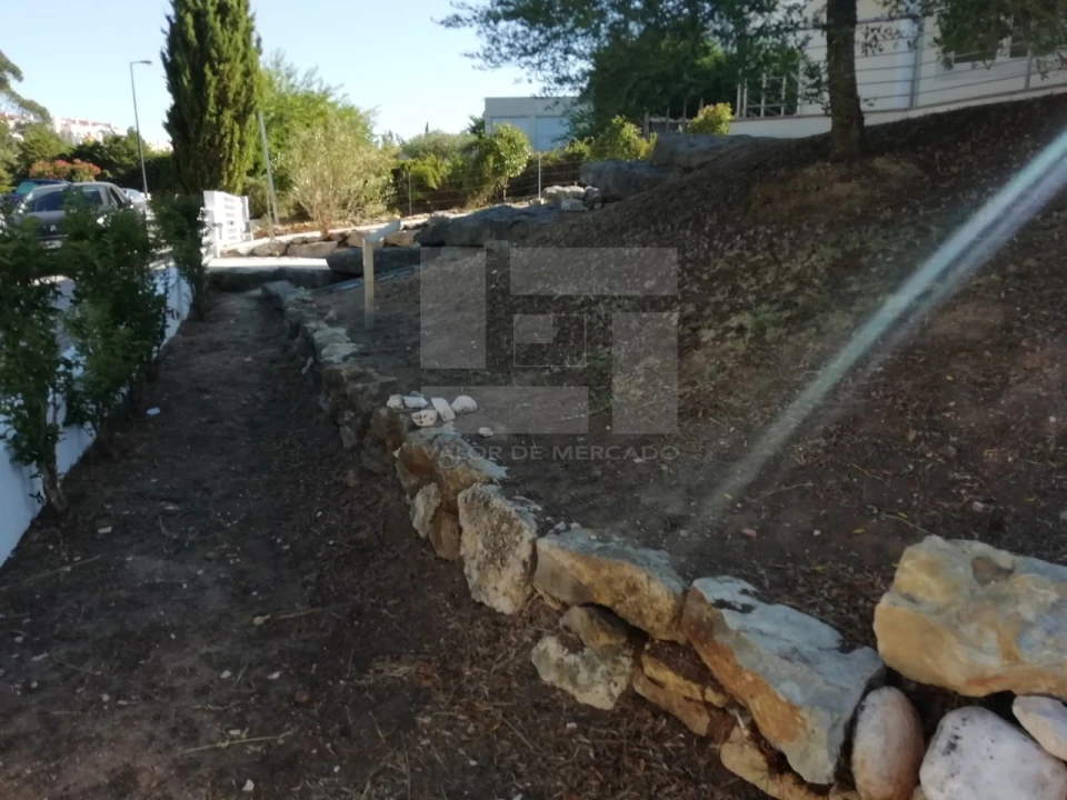 Moradia T4 para Venda em Queluz e Belas Foto 34