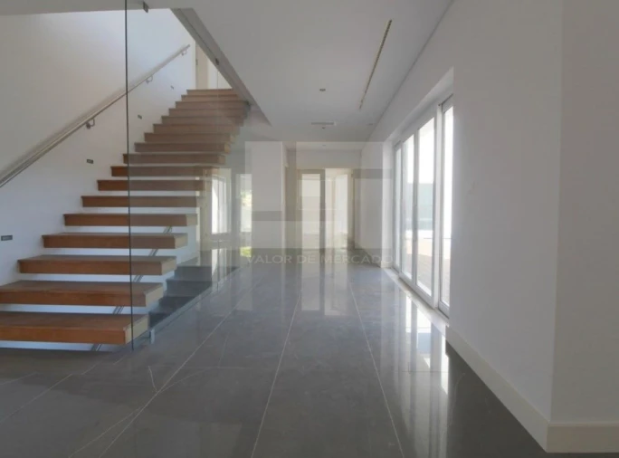 Moradia T4 para Venda em Queluz e Belas Foto 15