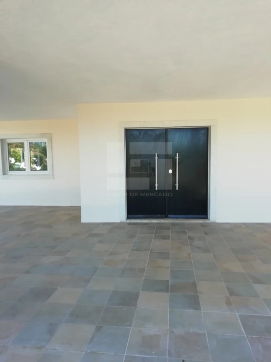 Moradia T4 para Venda em Queluz e Belas Foto 31